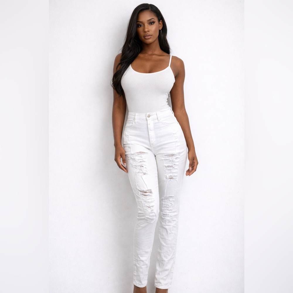 Aphrodite White Distressed Women Jeans
